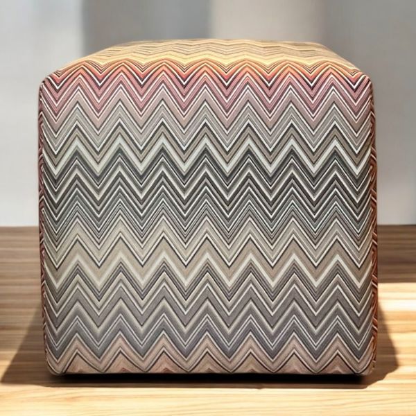 Zigzag Desenli Bej Kahve Renklerde Puf