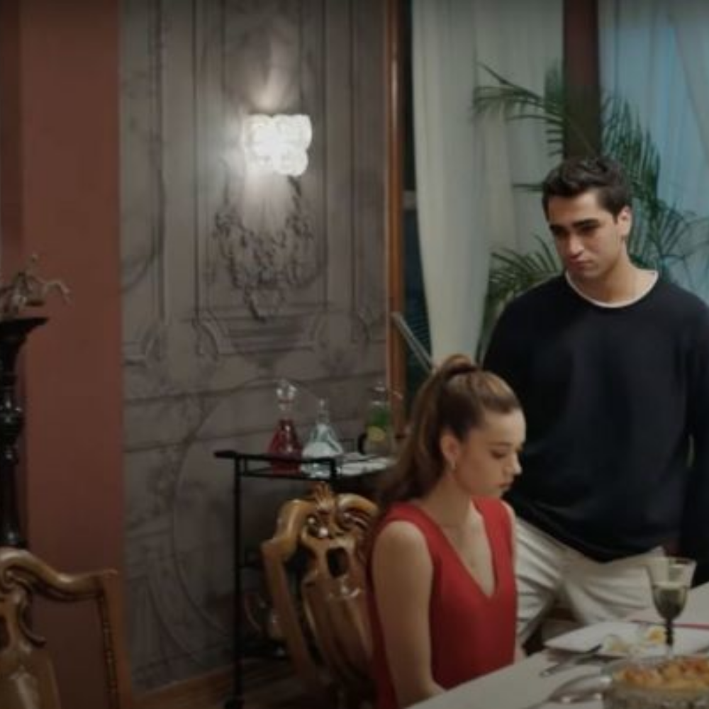 Yalı Çapkını Yemek Odası Çıtalı Duvar Kağıdı