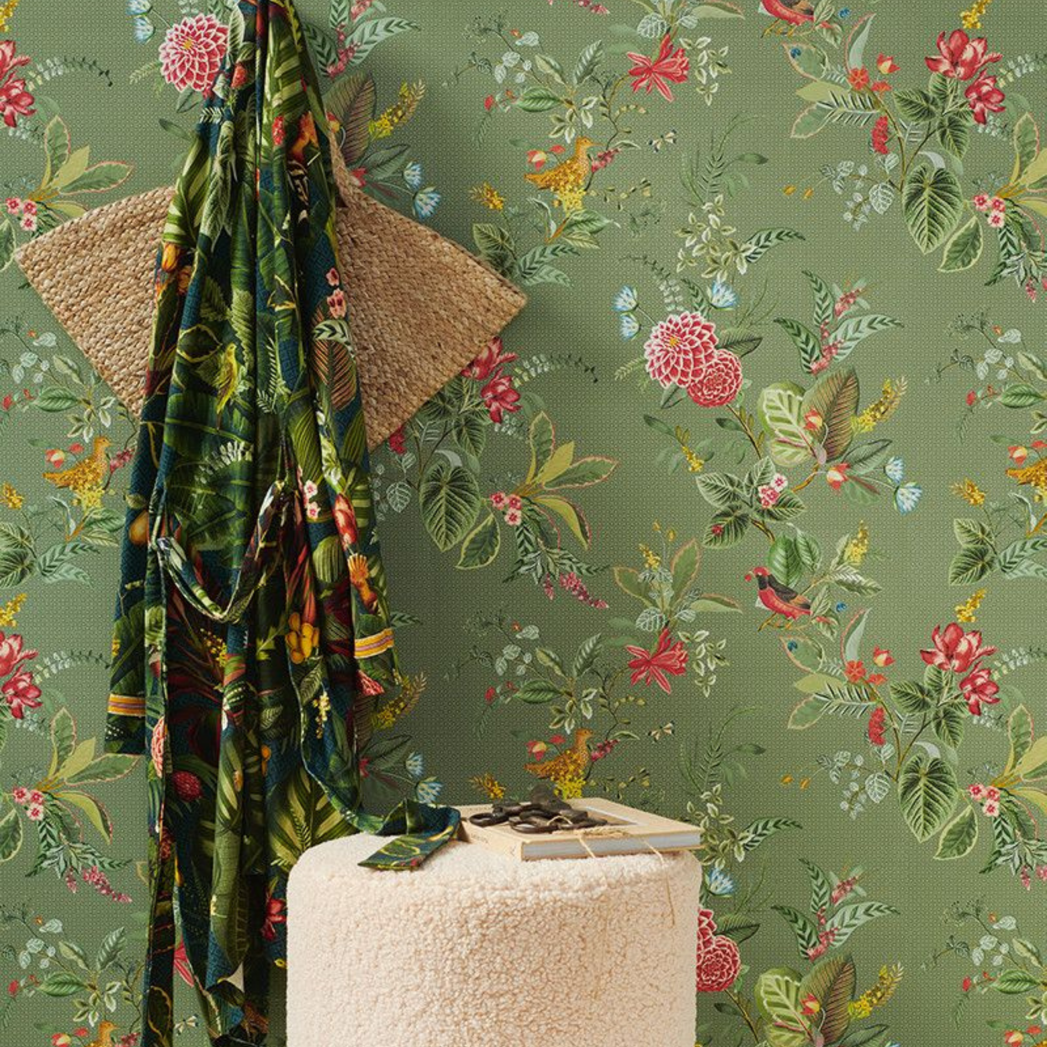 Pip Studio Botanik Tasarım Yeşil Zemin Florist Duvar Kağıdı