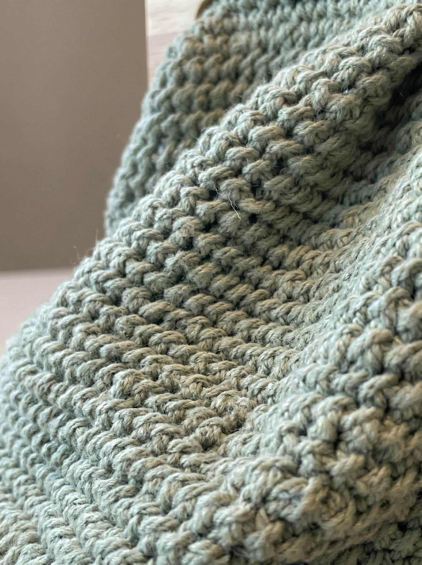 El Yapımı Örgü Ahşap Saplı Çanta