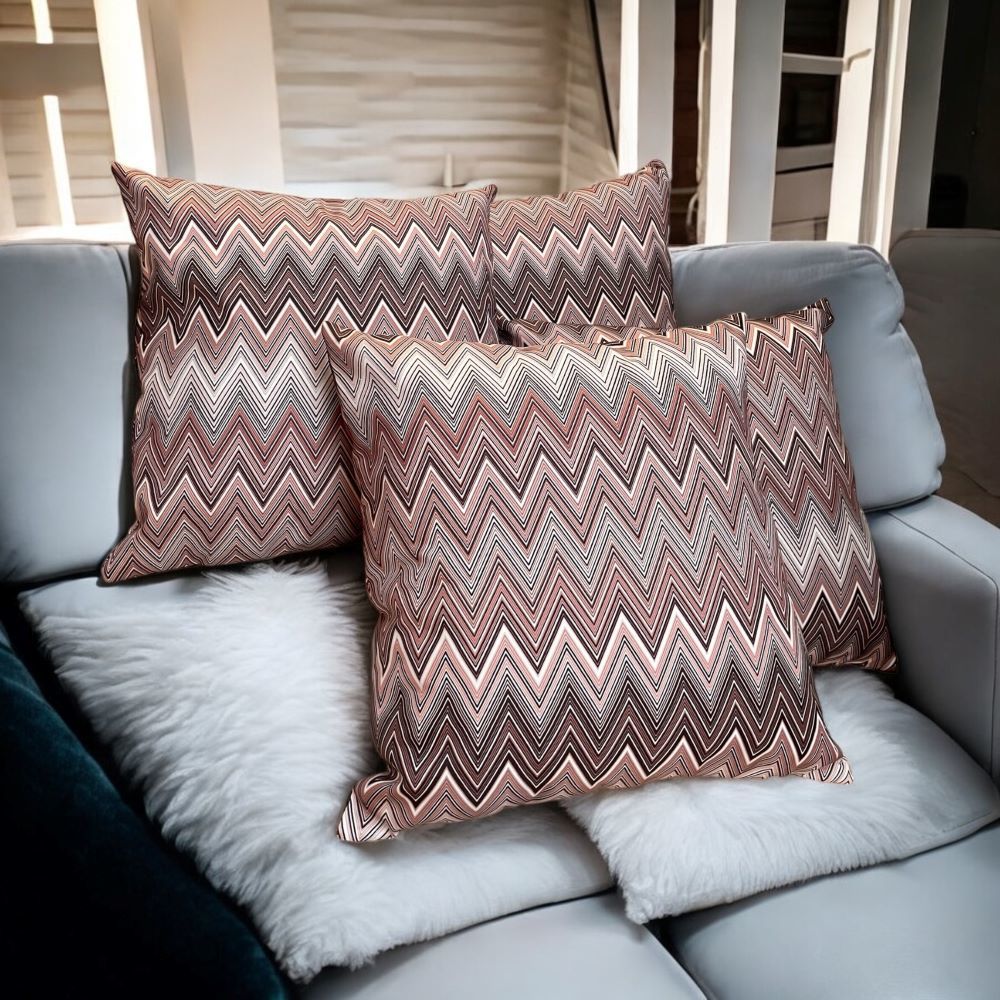 Zigzag Desenli Mürdüm Tonları Kırlent