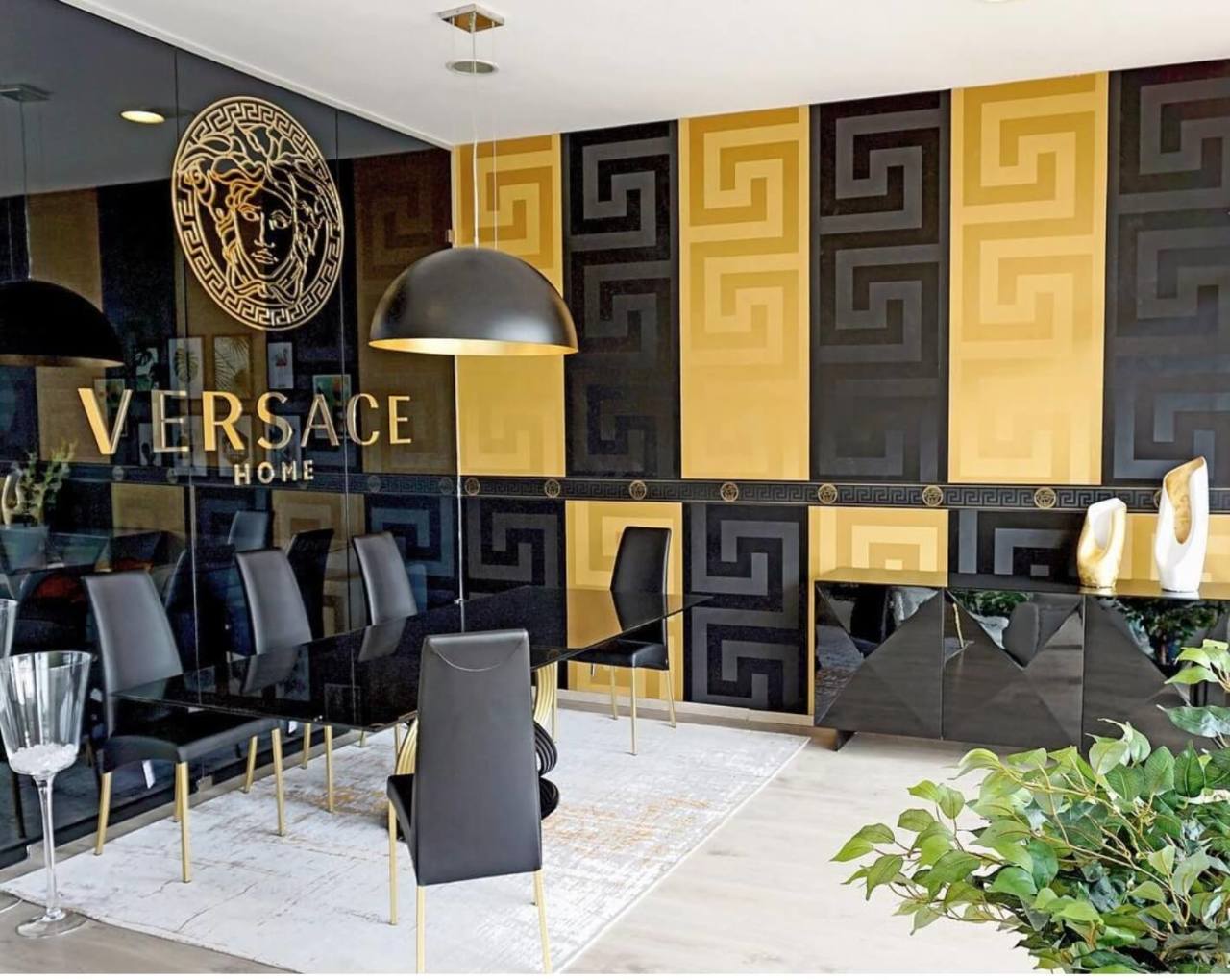 Versace Siyah Gold Labirent Desen Duvar Kağıdı