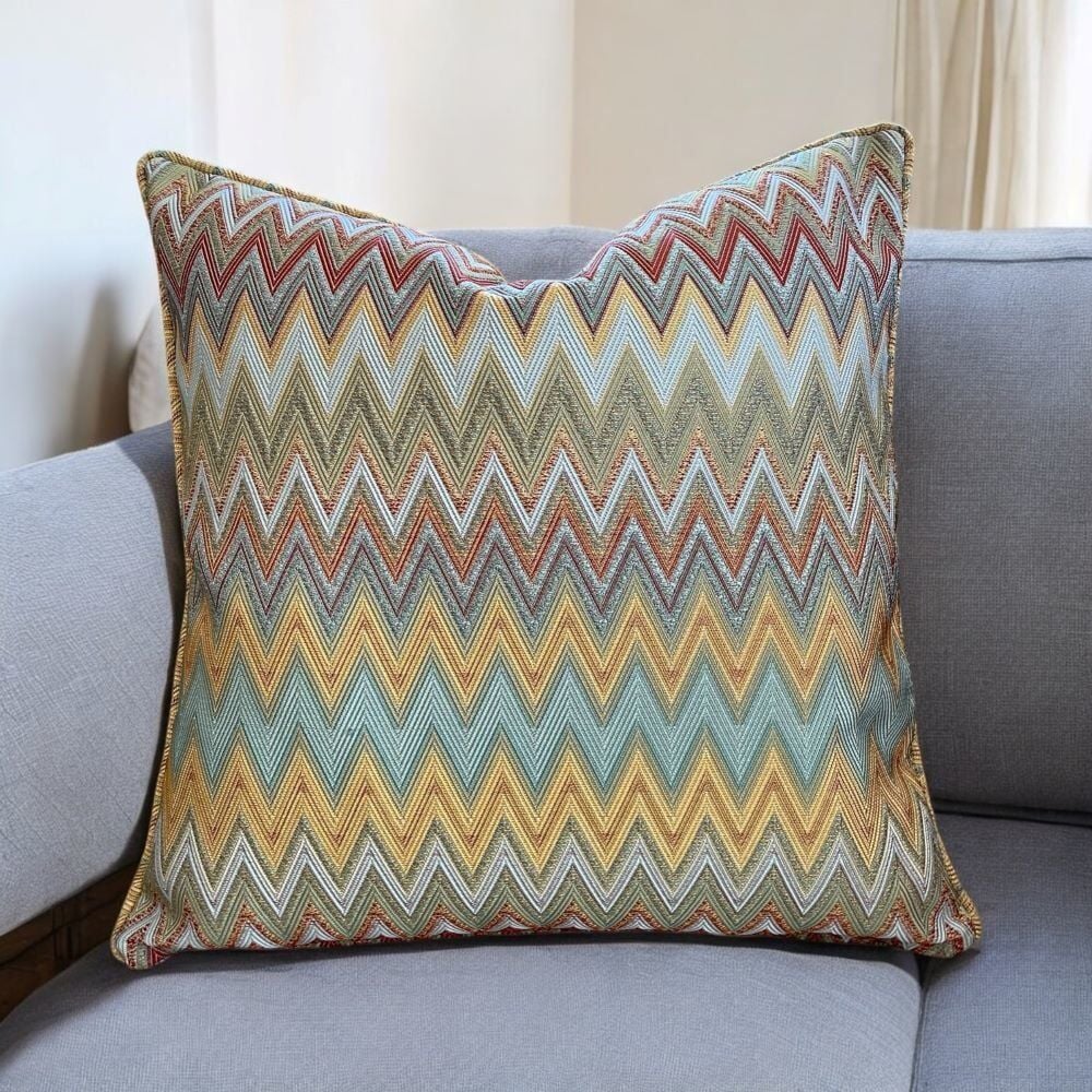 Dekoratif Yastıklar ile Ev Dekorasyonunda Şıklık ve Konfor