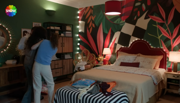 Veliaht Dizisi Dama Desen Yapraklar Duvar Kağıdı