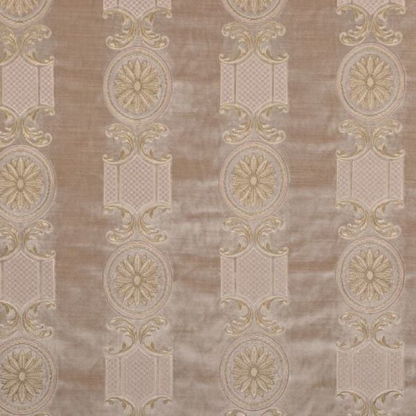 Kadife Üzerine Nakış Detaylı Perdelik Ve Döşemelik Kumaş