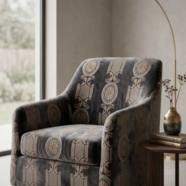 Kadife Üzerine Nakış Detaylı Perdelik Ve Döşemelik Kumaş