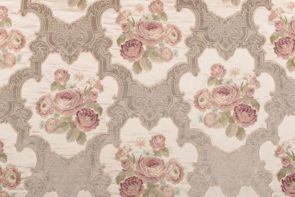 Saten Üzerine Nakışlı Aplike Döşemelik Perdelik Kumaş