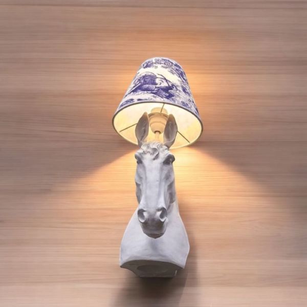 White Horse Blue Tropical Capped Aplic