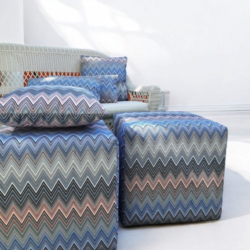 Mavi Zigzag Desenli Puf