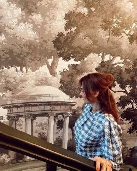 Sepya KahveRenk Detaylı Bahçede Veranda Köprü Duvar Kağıdı