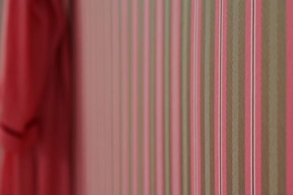 Pip Studio Blurred Lines Pembe Duvar Kağıdı