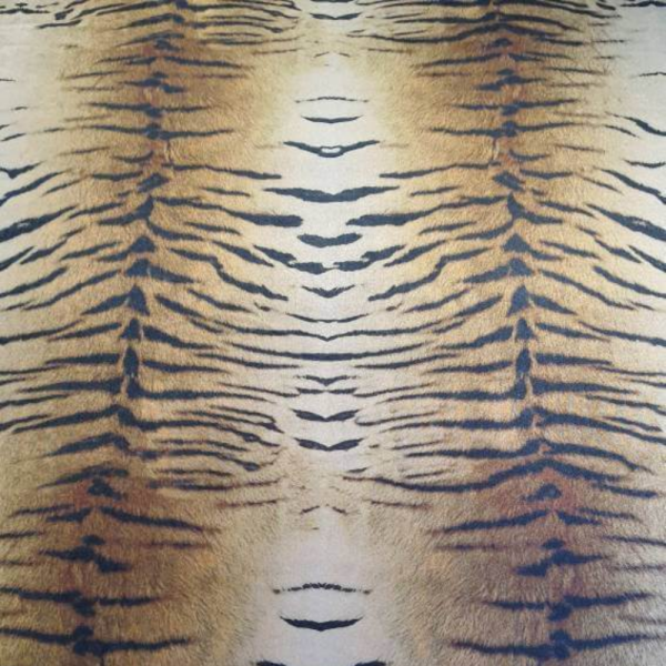 Kaplan Desen Kadife Baskılı Döşemelik Kumaş