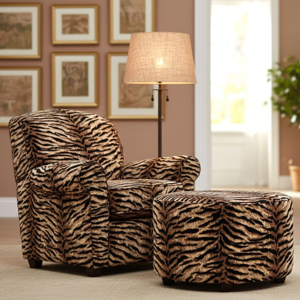 Kaplan Desen Döşemelik Kumaş