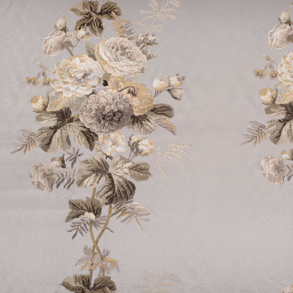 Saten Zemine Nakışlı Pano Kumaş