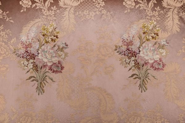 Saten Zemine Nakışlı Pano Kumaş