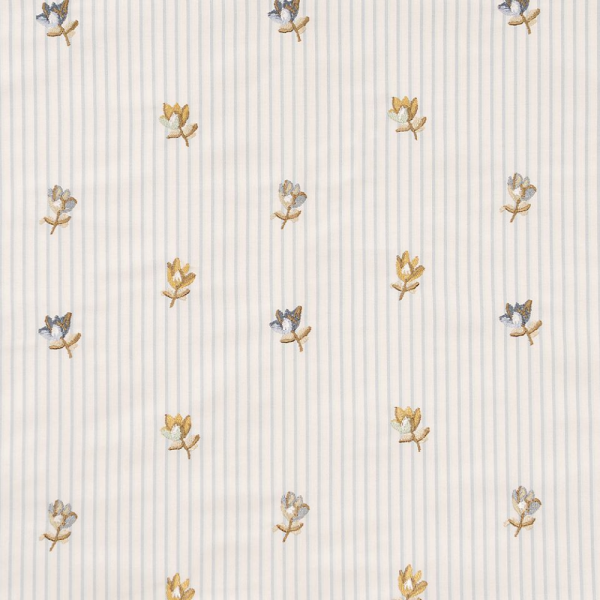 Çizgili Saten Zemine Nakışlı Döşemelik Kumaş