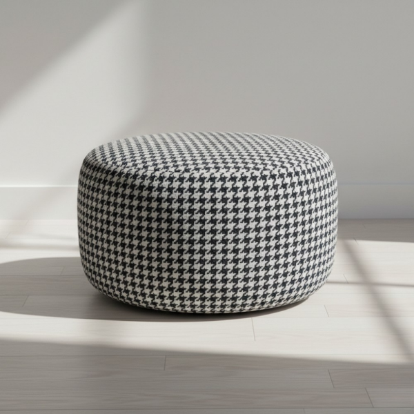 Kazayağı Desenli Ve Düz Kombinli Döşemelik Kumaş