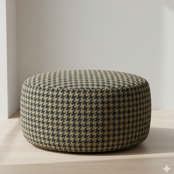 Kazayağı Desenli Ve Düz Kombinli Döşemelik Kumaş