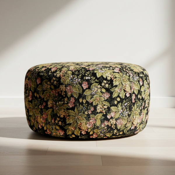 Goblen Tarzı Çiçekli Döşemelik Kumaş