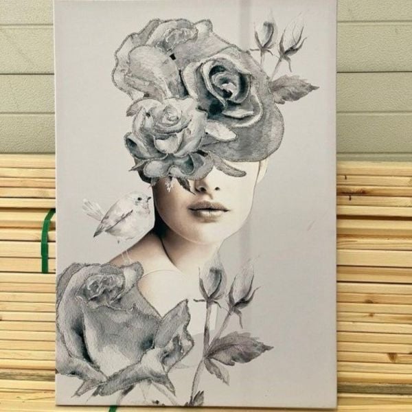 Uva Gri Güller Ve Minik Serçe Pano Duvar Kağıdı