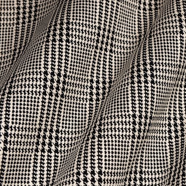 Siyah Beyaz Kombin Desenler Döşemelik Kumaş