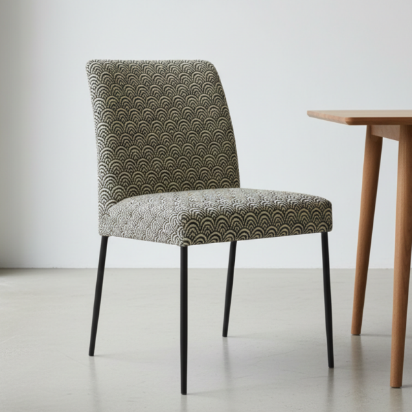 Vitray Desen Siyah Bal Rengi Döşemelik Kumaş