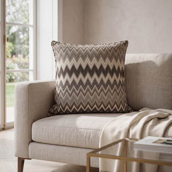 Zigzag Desenli Dokuma Dekoratif Yastık Kırlent