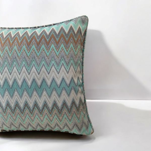 Zigzag Desenli Dokuma Dekoratif Yastık Kırlent