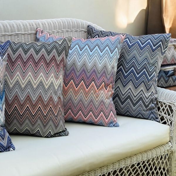 Zigzag Desen Renkli Yastık