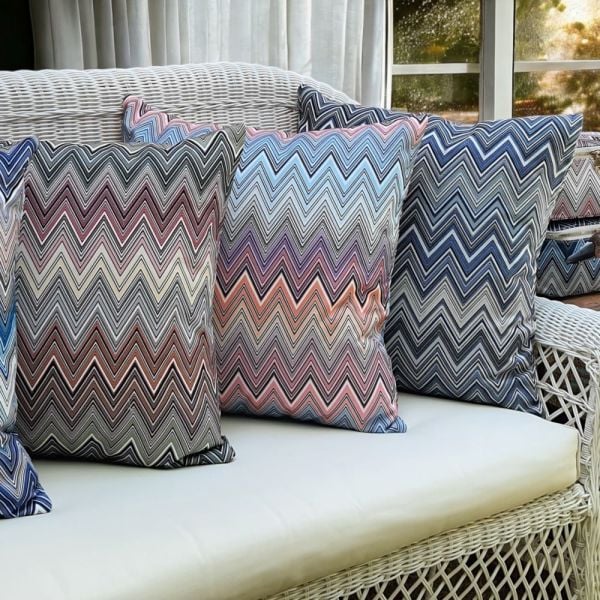 Zigzag Desen Renkli Yastık