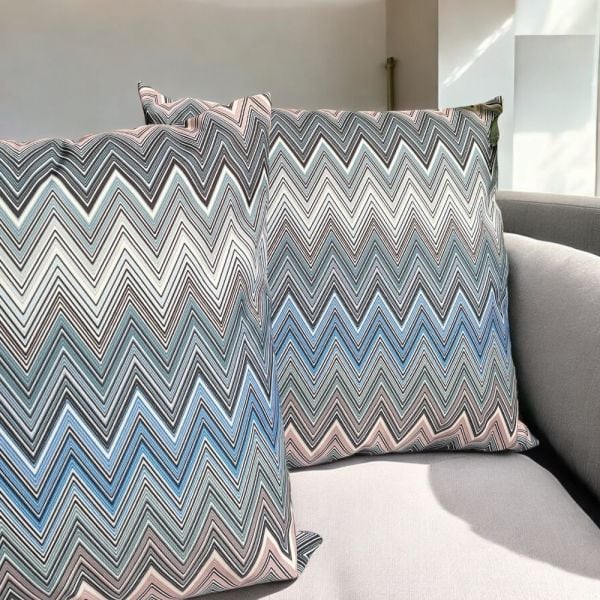 Zigzag Desenli Mavi Gri Dekoratif Yastık