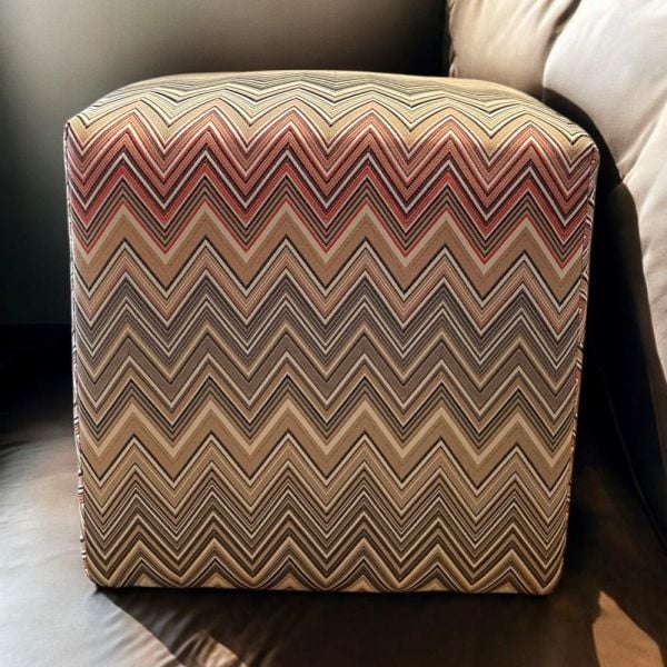 Zigzag Desenli Bej Gri Puf