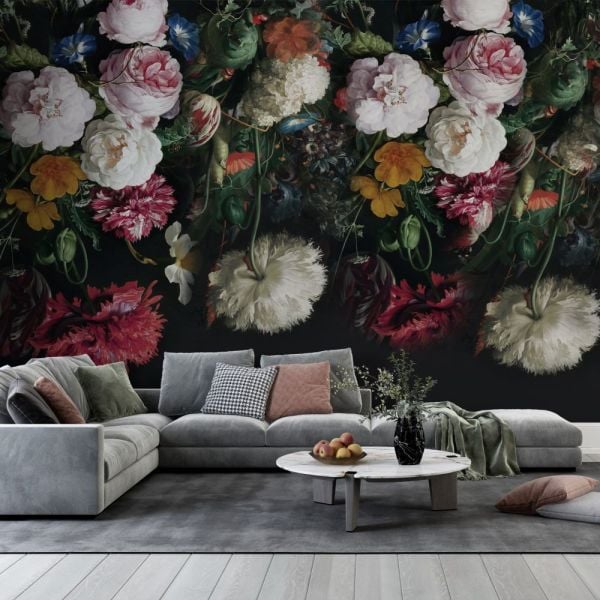 Netflix Terzi Dizisi Siyah Zeminde Güller Laleler Duvar Kağıdı