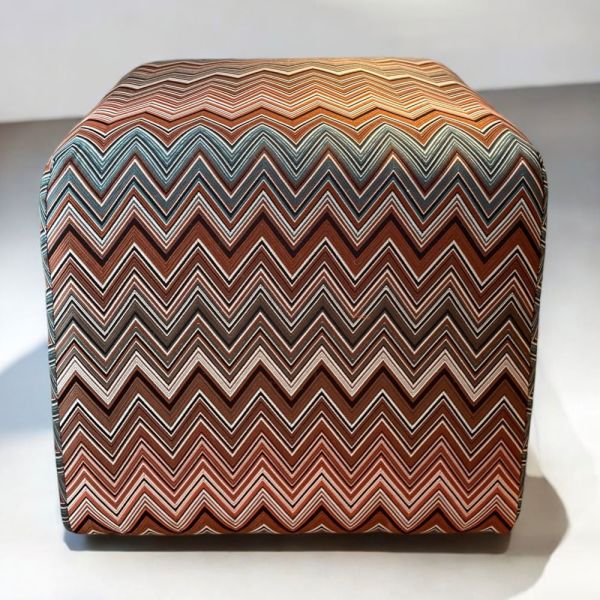 Zigzag Desenli Kare Puf