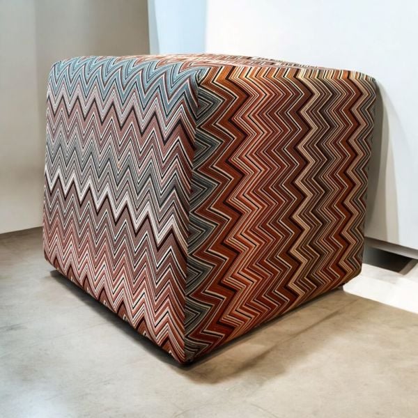 Zigzag Desenli Kare Puf