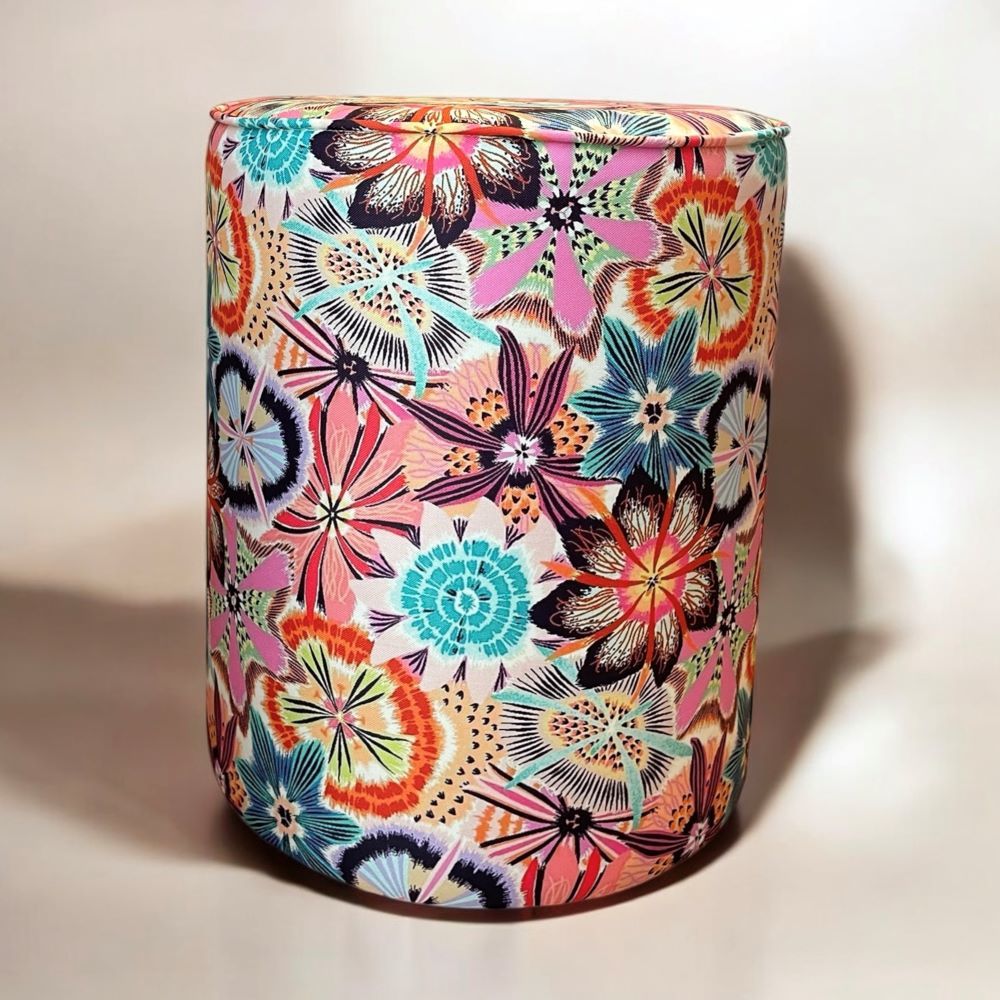 Renkli Çiçekler Yaz Renkleri Puf