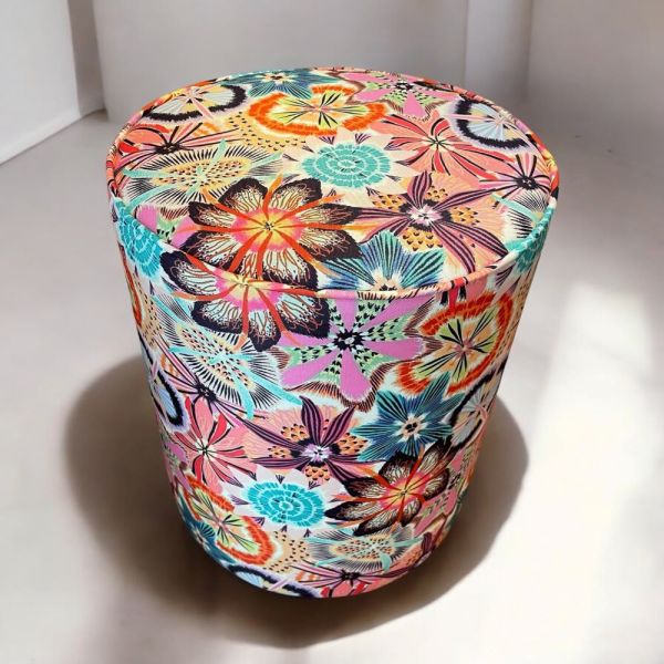 Renkli Çiçekler Yaz Renkleri Puf