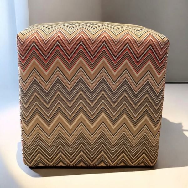 Zigzag Desenli Bej Kahve Renklerde Puf