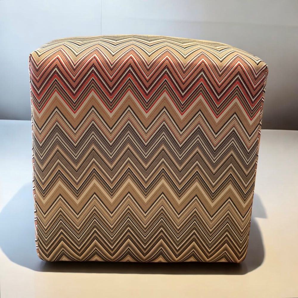 Zigzag Desenli Bej Kahve Renklerde Puf