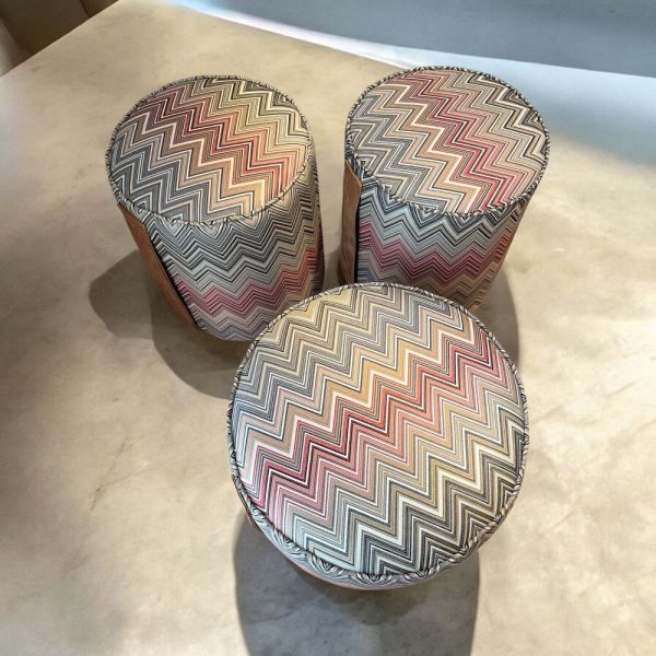 Zigzag Desenli Deri Saplı Puf