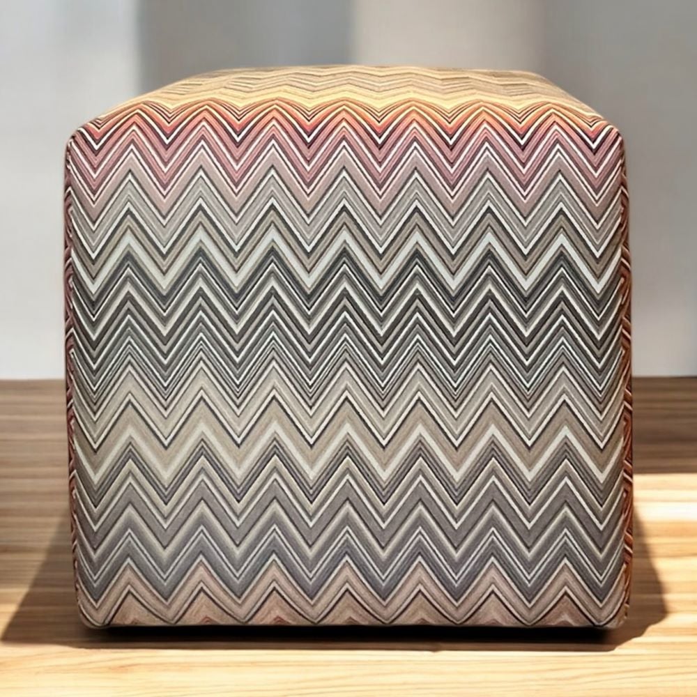 Zigzag Desenli Bej Kahve Renklerde Puf