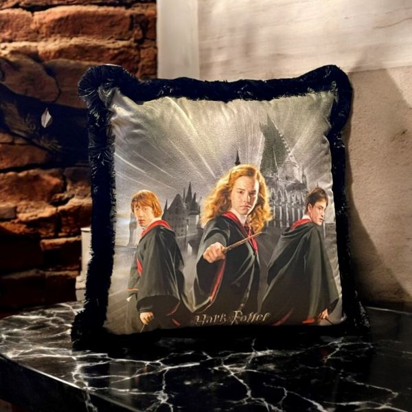 Harry Potter Puf Kırlentleri HARRY POTTER SARI MÜHÜRLÜ 50*35 CM