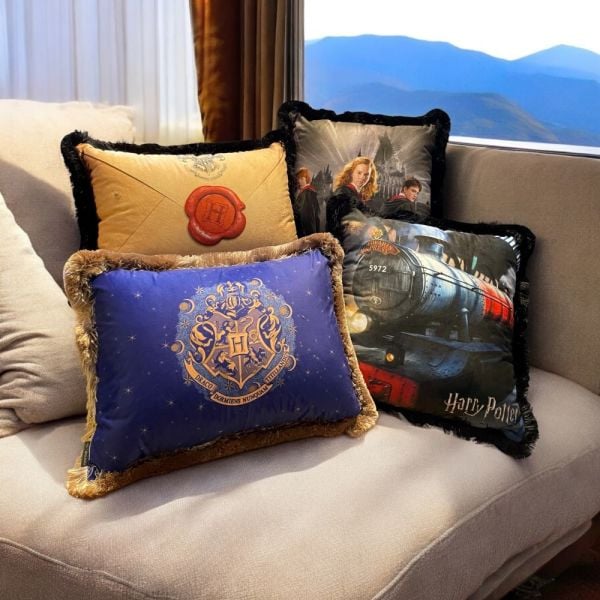 Harry Potter Puf Kırlentleri HARRY POTTER SARI MÜHÜRLÜ 50*35 CM