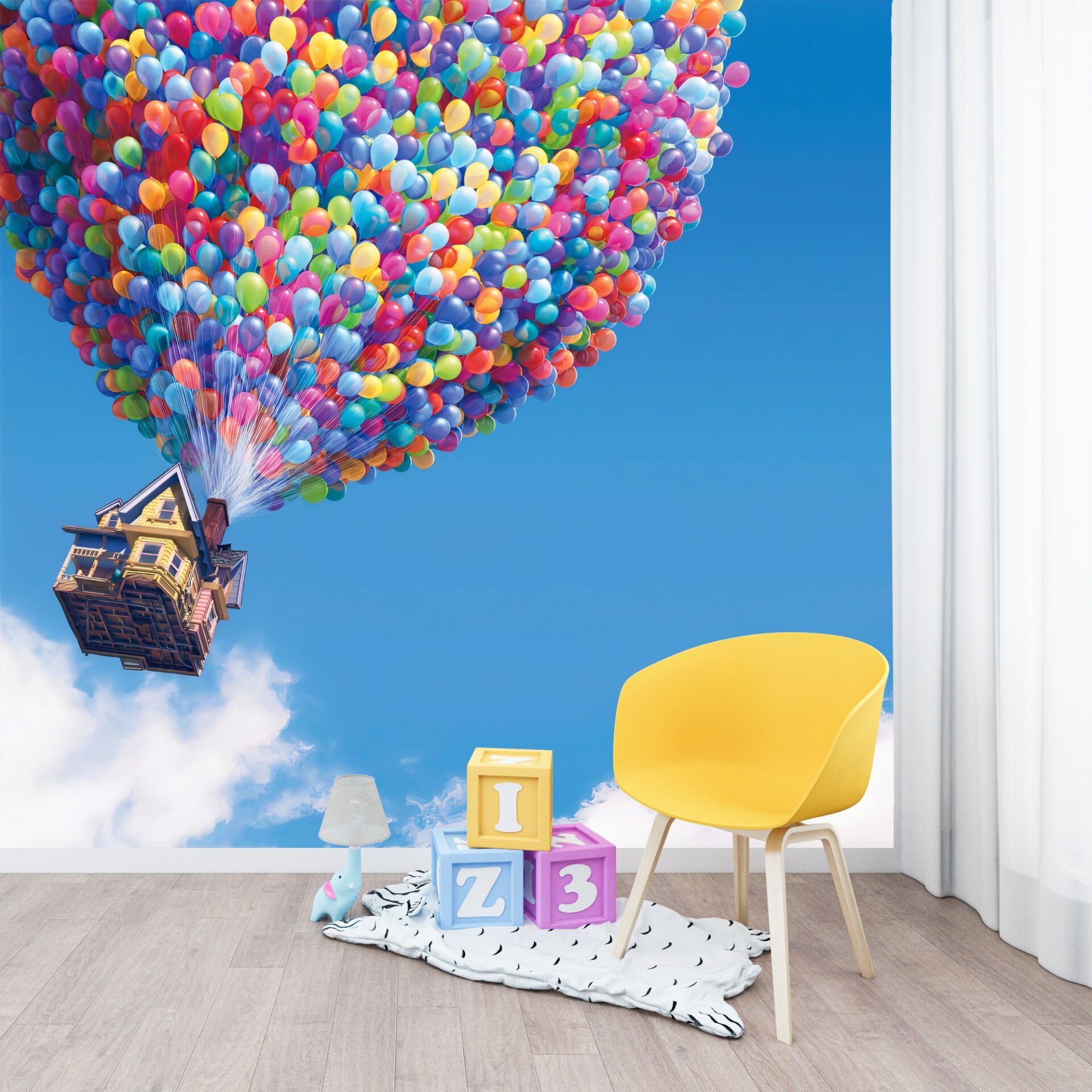 Uva Çoçuk Grubu Balonlu Uçan Ev Duvar Kağıdı