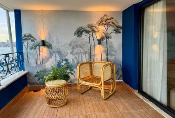Gamze Ve Ömer Balkon Pano Duvar Kağıdı Tekstil Dokulu Islak Alan Kullanımları İçin Uygundur.350 Gram