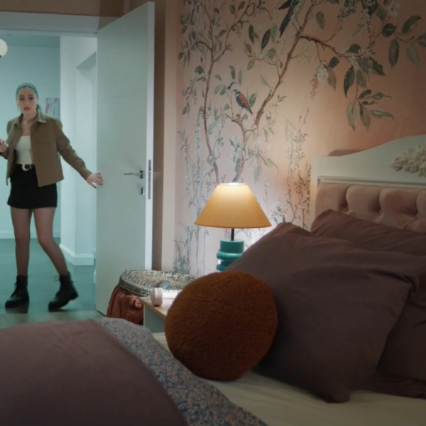 Güller ve Günahlar Dizisi Çocuk Odası (Pudra Rüyalar) Duvar Kağıdı