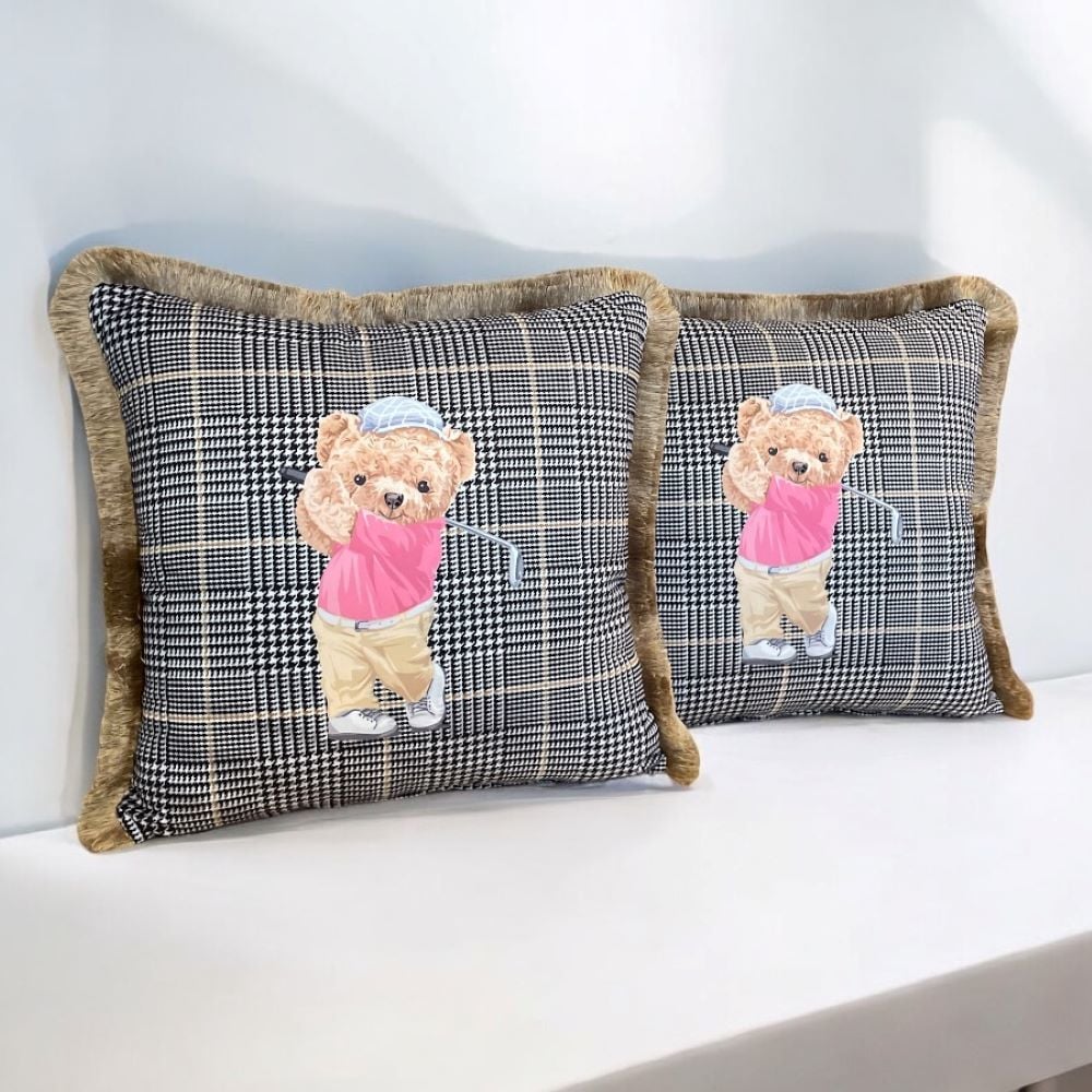 Golf Oynayan Teddy Ekose Zeminli Kırlent