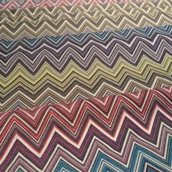 Zigzaglı Missoni Desen Dokuma Döşemelik Kumaş