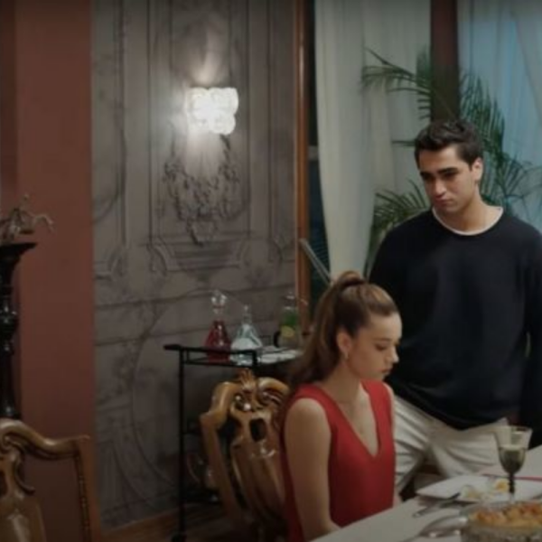 Yalı Çapkını Yemek Odası Çıtalı Duvar Kağıdı