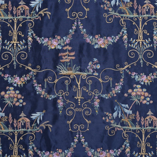 Nakışlı Uzakdoğu Esintisi Döşemelik Kumaş